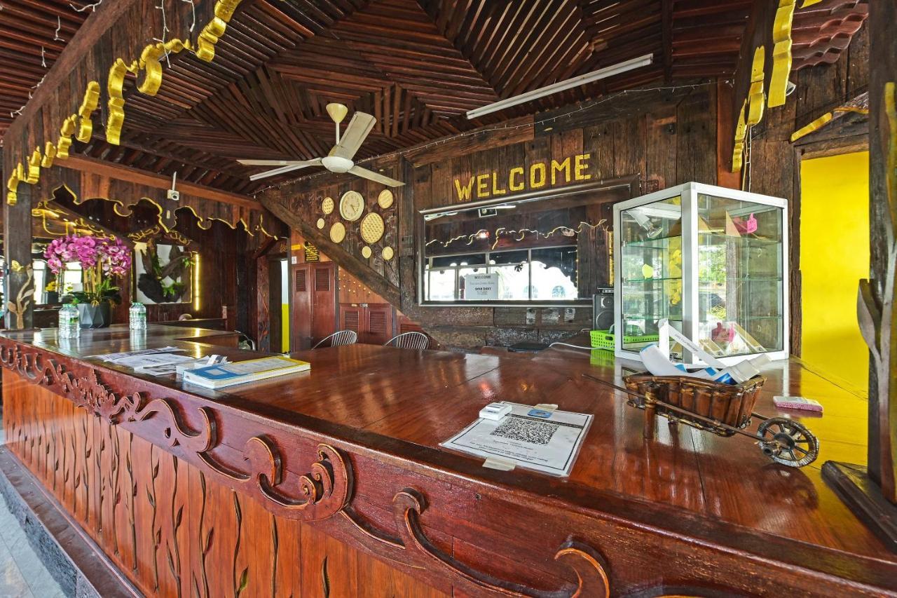 Super Oyo Capital O 90659 Raintown Timbers Hotel Taiping Eksteriør bilde