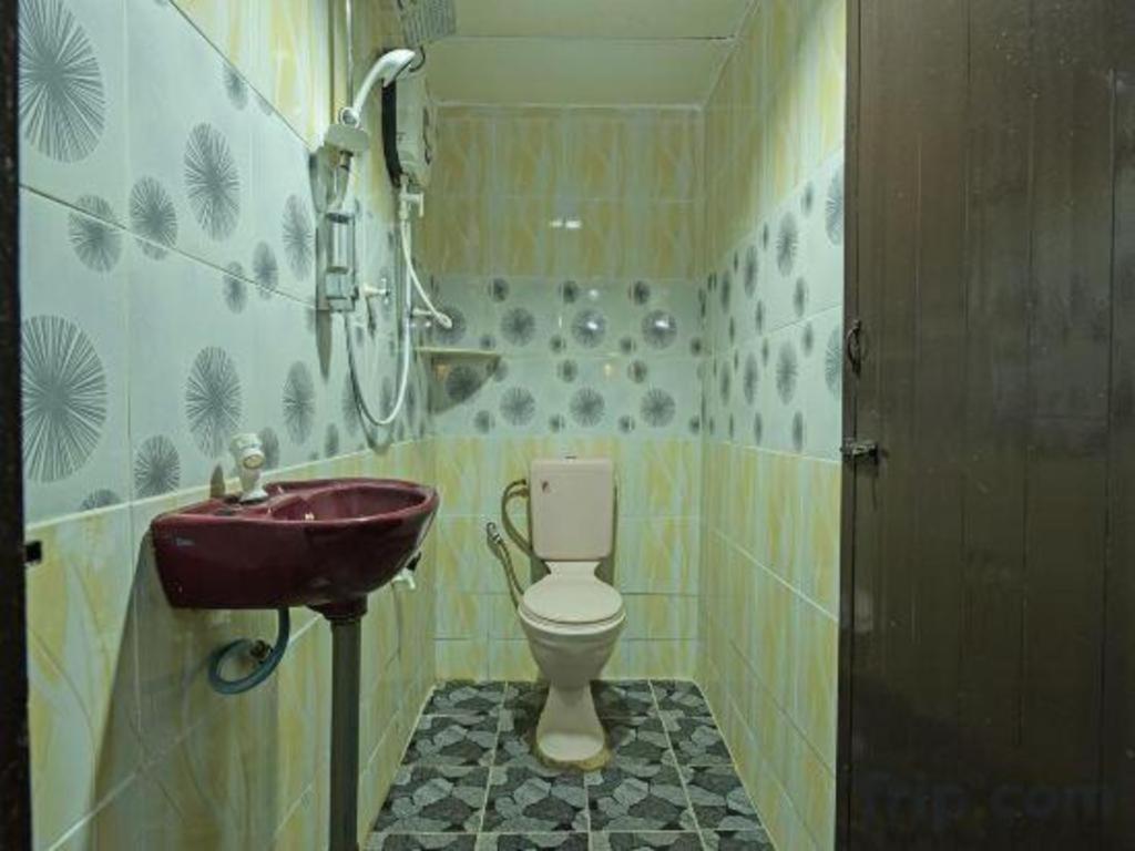 Super Oyo Capital O 90659 Raintown Timbers Hotel Taiping Eksteriør bilde